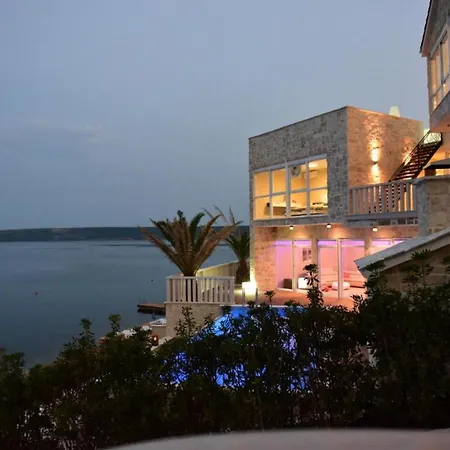 Vila Luxury At Cama - Your Dream Vacation Posedarje