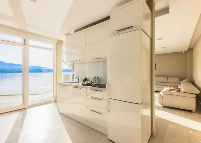 Luxury At Cama - Your Dream Vacation Vila