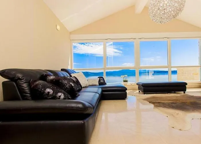 Vila Luxury At Cama - Your Dream Vacation *