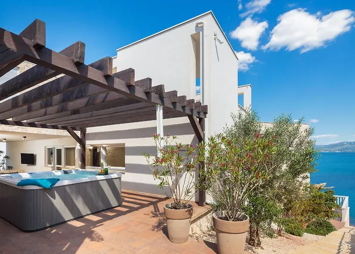 Luxury At Cama - Your Dream Vacation Vila Posedarje