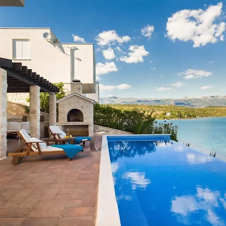 Luxury At Cama - Your Dream Vacation