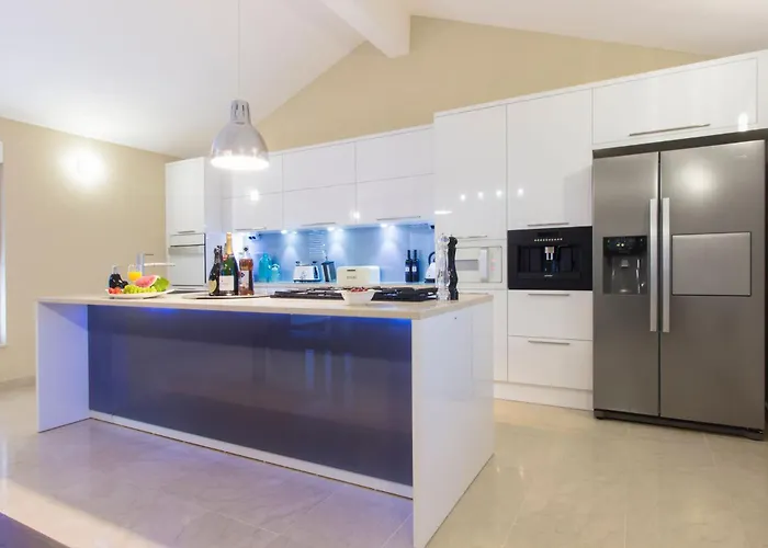 Luxury At Cama - Your Dream Vacation