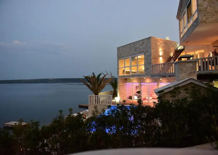 Villa Luxury At Cama - Your Dream Vacation Posedarje
